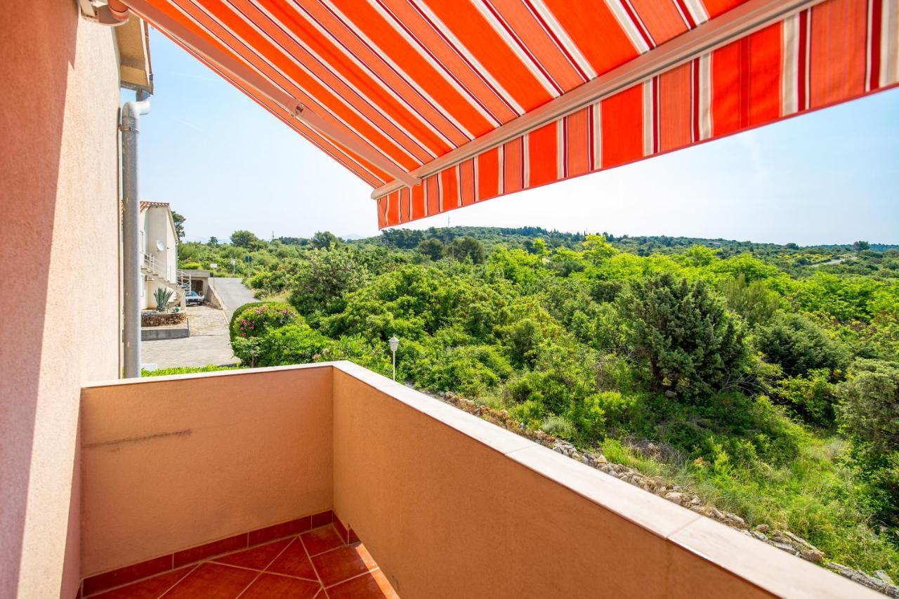 Apartment Tonka Barbat na Rabu Dış mekan fotoğraf