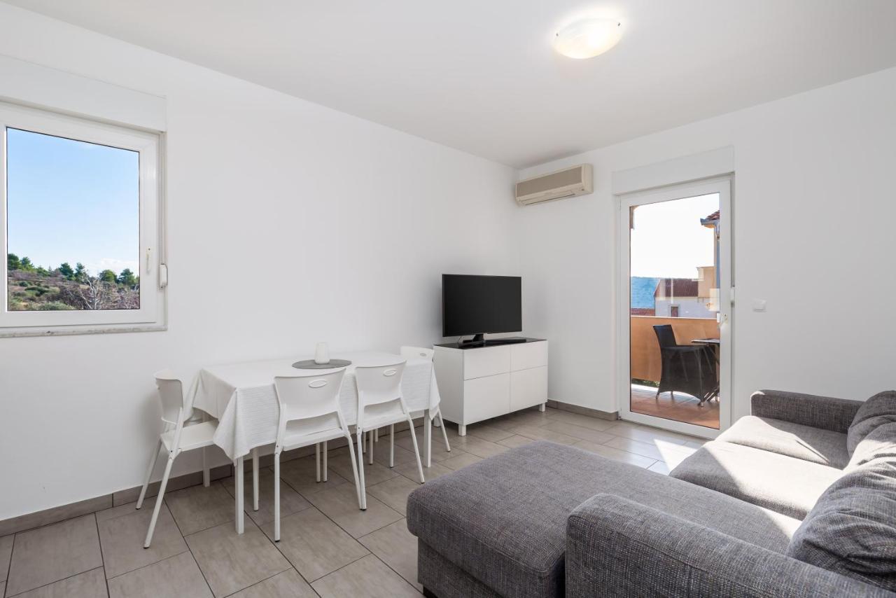 Apartment Tonka Barbat na Rabu Dış mekan fotoğraf