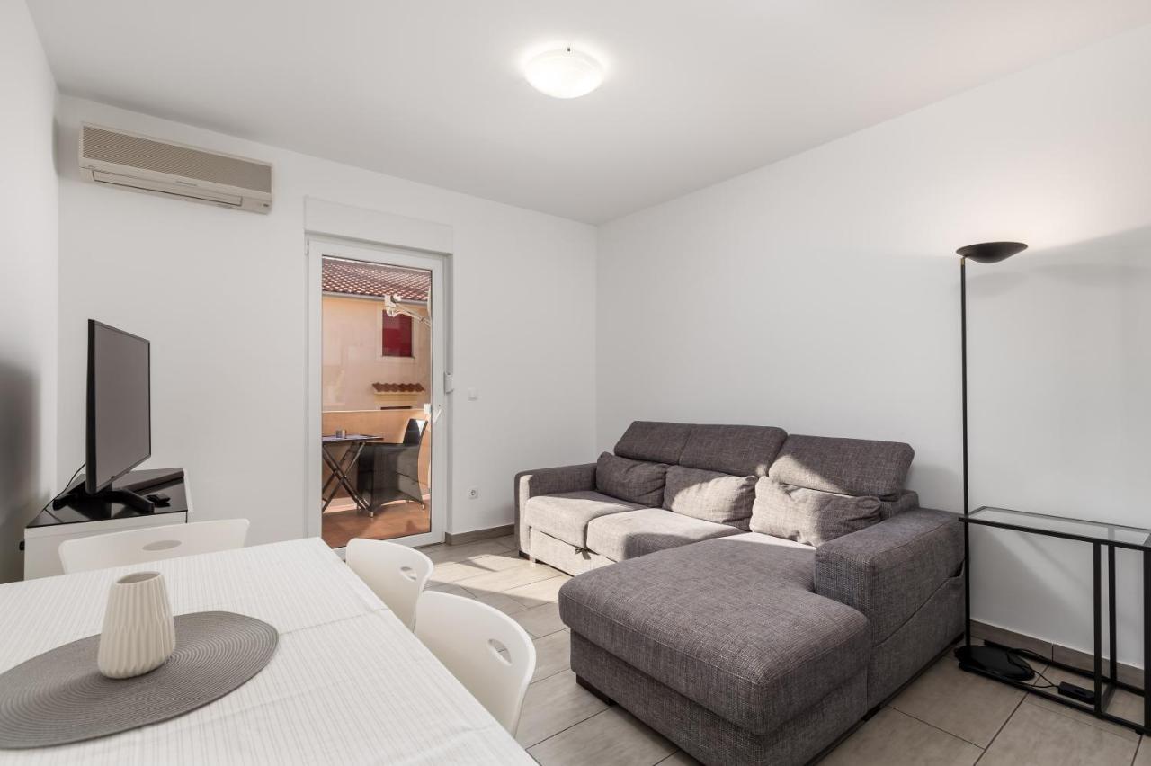 Apartment Tonka Barbat na Rabu Dış mekan fotoğraf